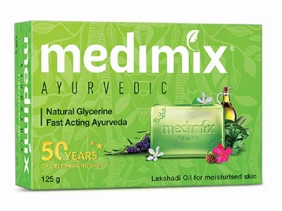Мило зволожуюче з гліцерином і маслом лакшаді 125 г Medimix Soap with Glycerine and Lakshadi Oil