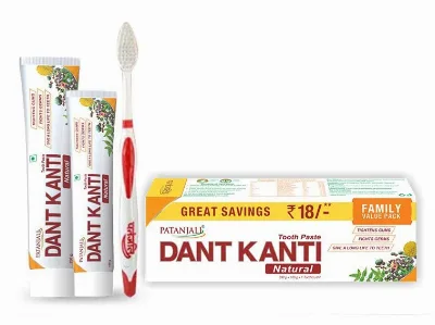 Зубна паста Дант Канті 200 г + 100 г + зубна щітка Patanjali Dant Kanti Natural Family Value Pack