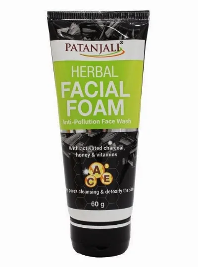 Пінка для глибокого очищення обличчя з активованим вугіллям 60 г Patanjali Herbal Face Foam with Activated charcoal