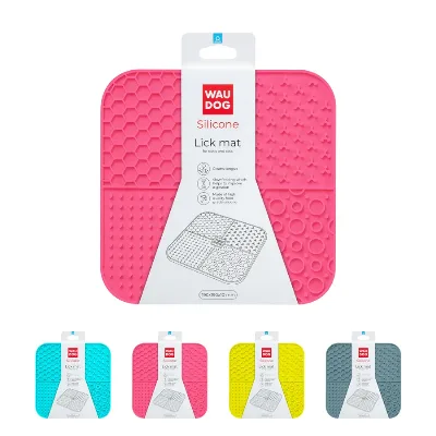 Килимок для злизування, 190х190х10 мм, рожевий WAUDOG Silicone Lick Mat