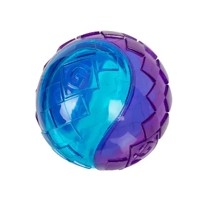Іграшка для собак М'яч з пищалкою, гума, 8 см GiGwi BALL Toy