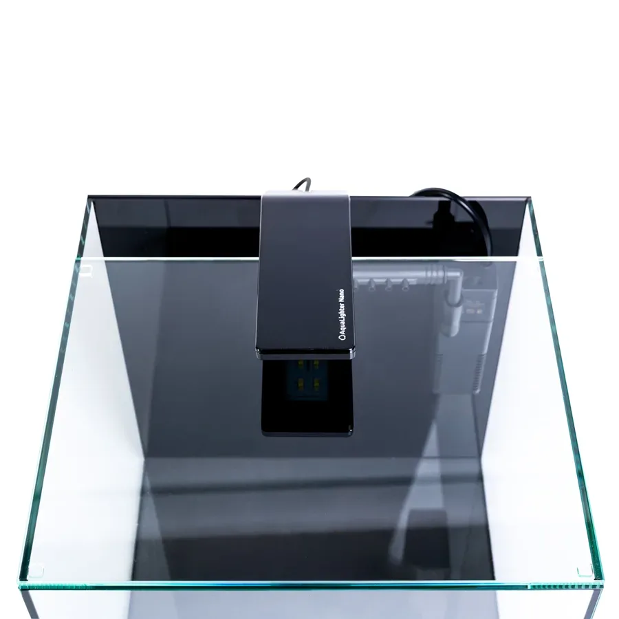 Акваріумний набір BlackCube 20 літрів, з чорною задньою стінкою, 27х27х27 см, скло 4 мм AquaLighter BlackCube Aquarium Kit